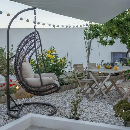 Milos * Triovasálos